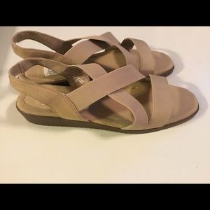 Brand New Worthington Sport Tan Sandals Size 9.5M